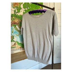 Short-sleeve Sweater